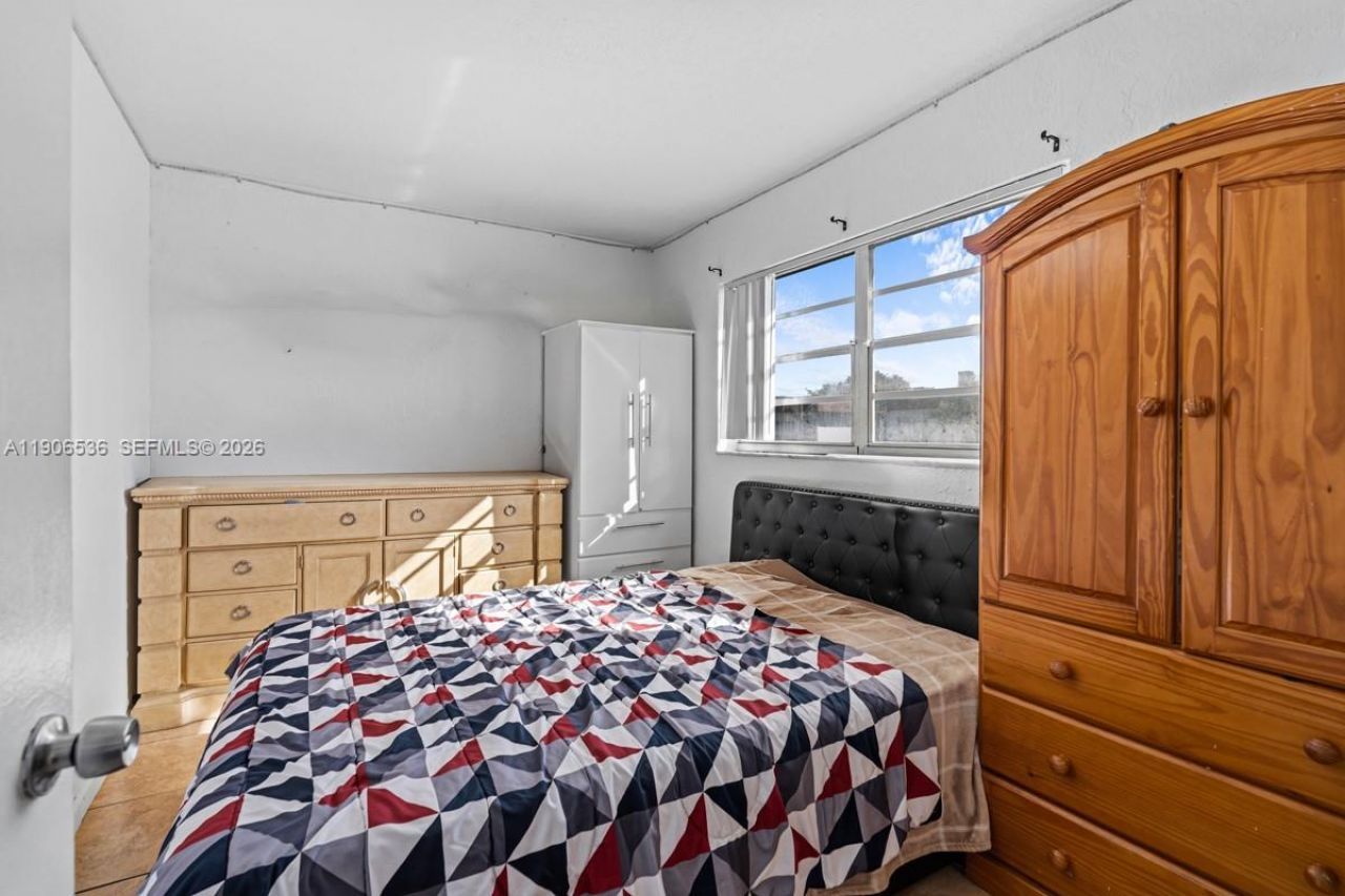 1275 W 35th St, Unit 55B, Hialeah, FL 33012 Photo