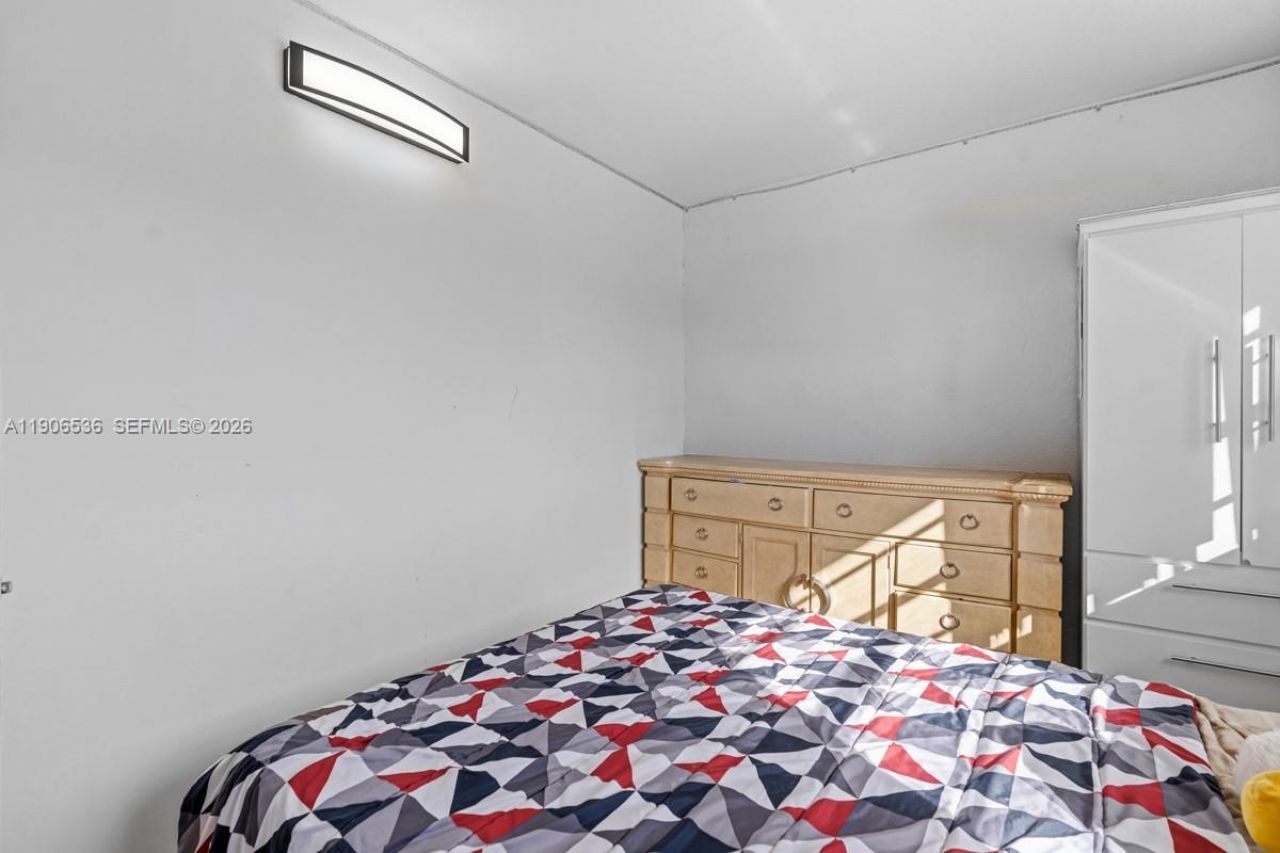 1275 W 35th St, Unit 55B, Hialeah, FL 33012 Photo