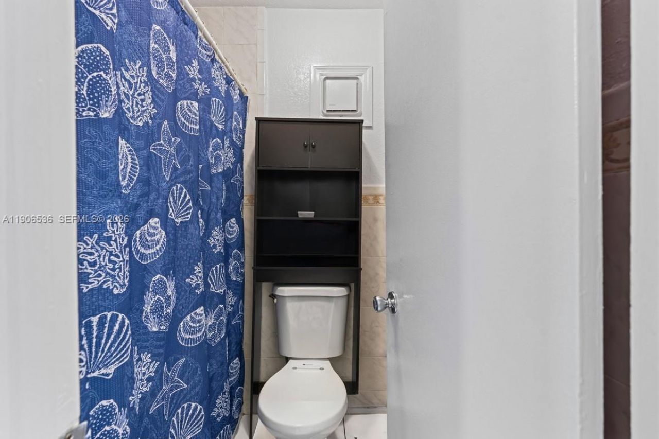 1275 W 35th St, Unit 55B, Hialeah, FL 33012 Photo