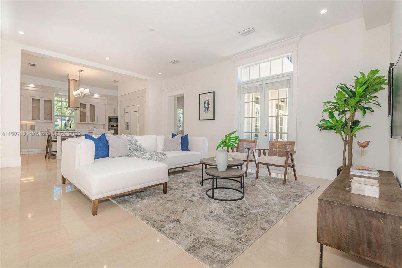 7745 SW 54th Ave, Miami, FL 33143 Photo