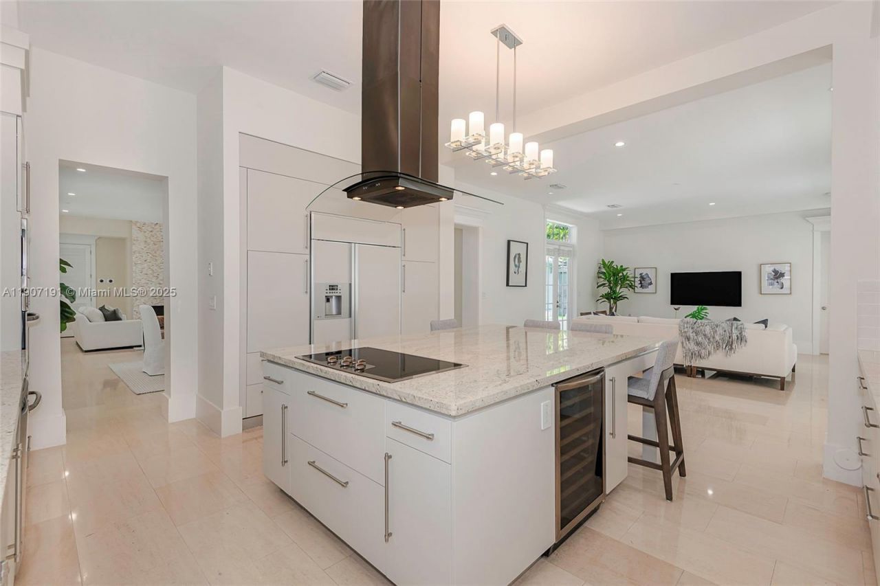 7745 SW 54th Ave, Miami, FL 33143 Photo