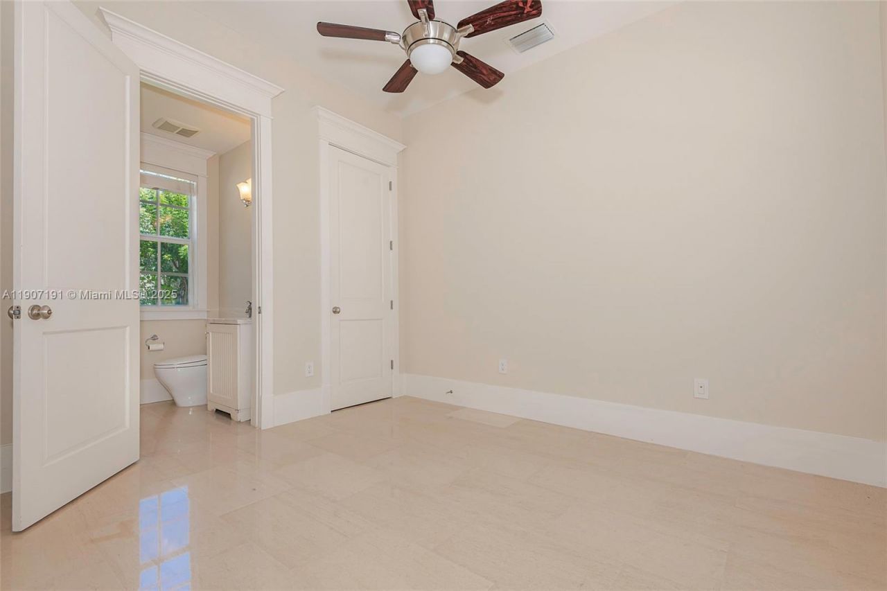 7745 SW 54th Ave, Miami, FL 33143 Photo