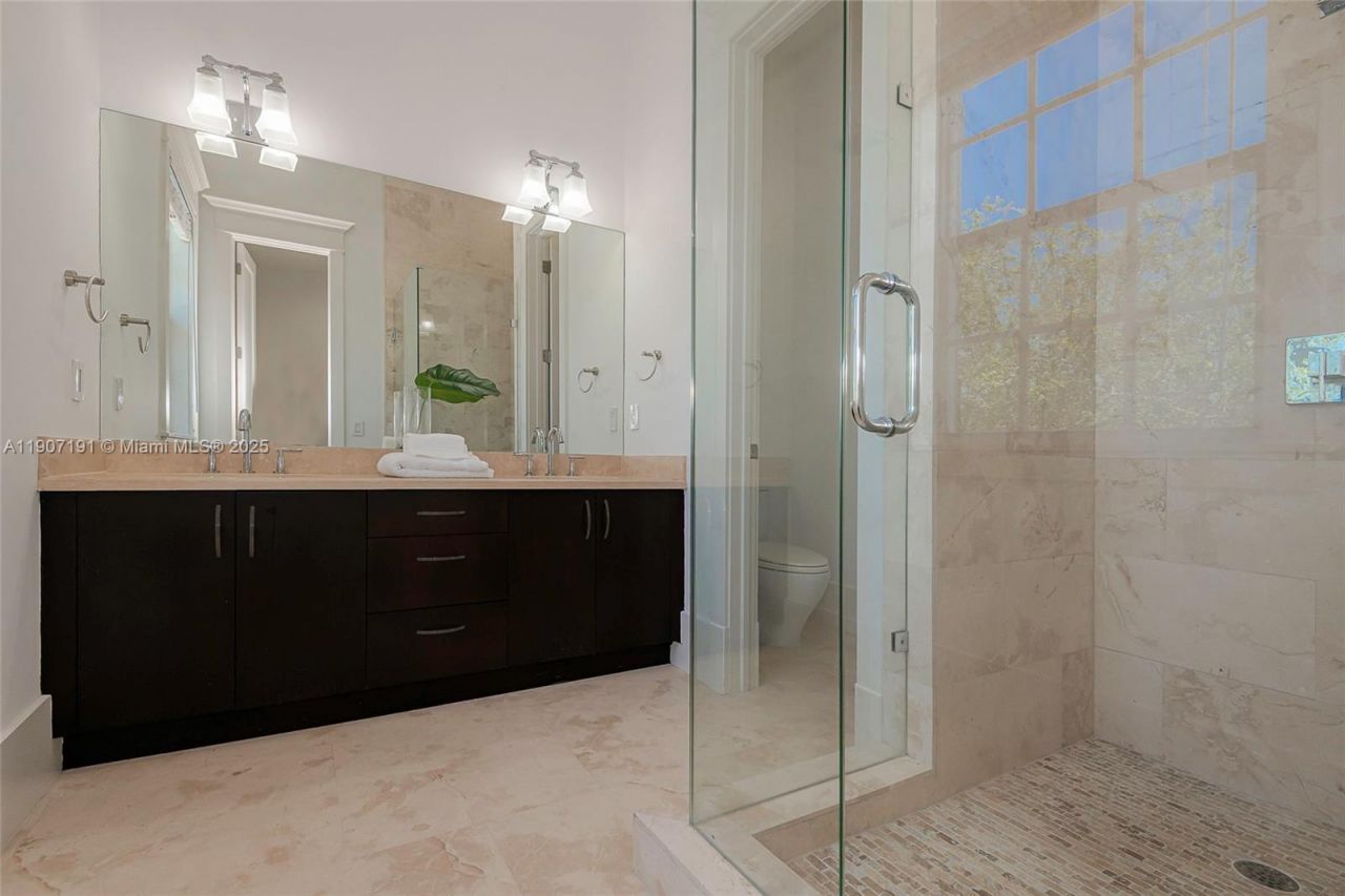 7745 SW 54th Ave, Miami, FL 33143 Photo