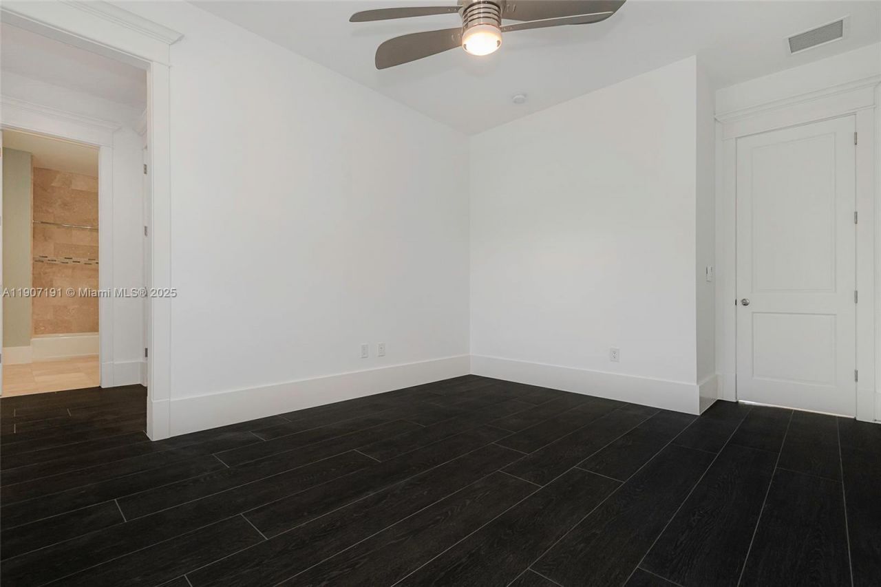 7745 SW 54th Ave, Miami, FL 33143 Photo