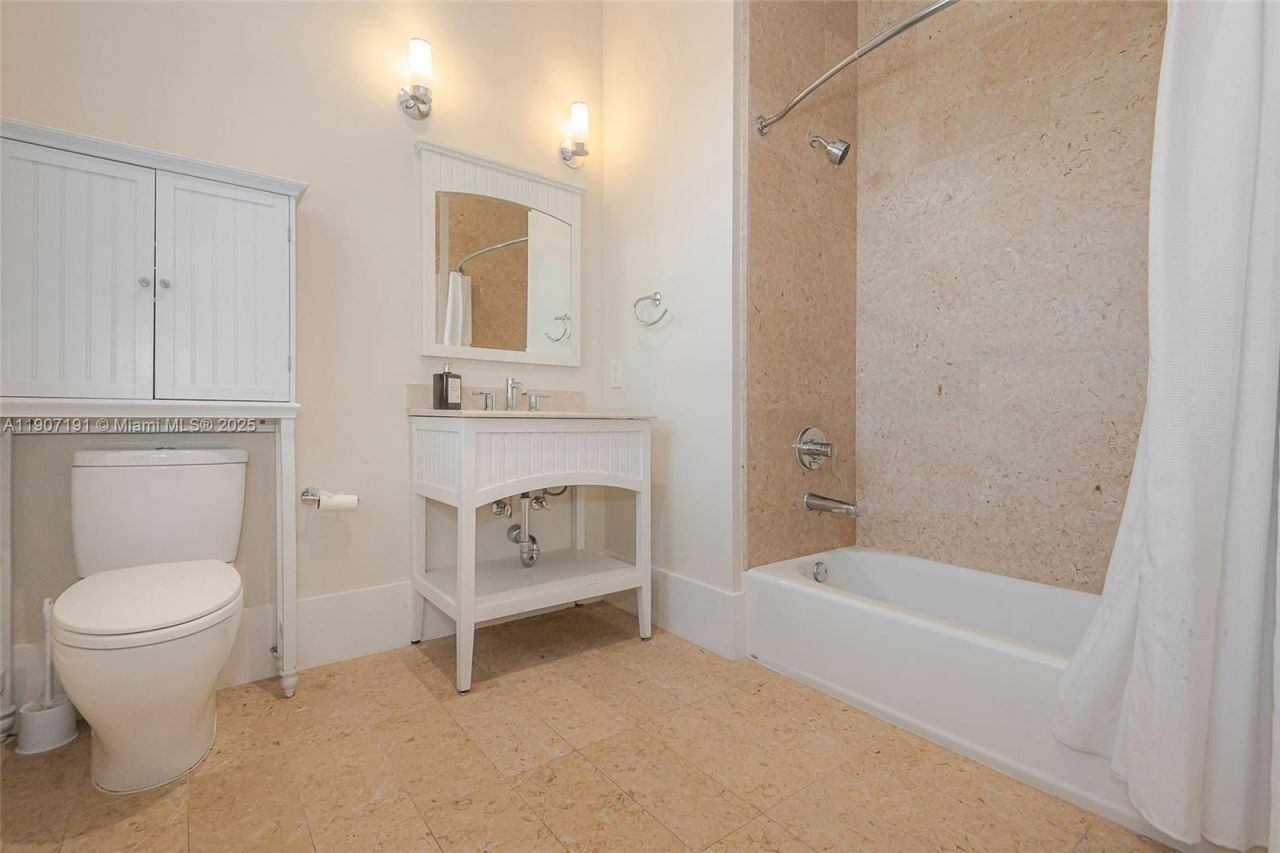 7745 SW 54th Ave, Miami, FL 33143 Photo