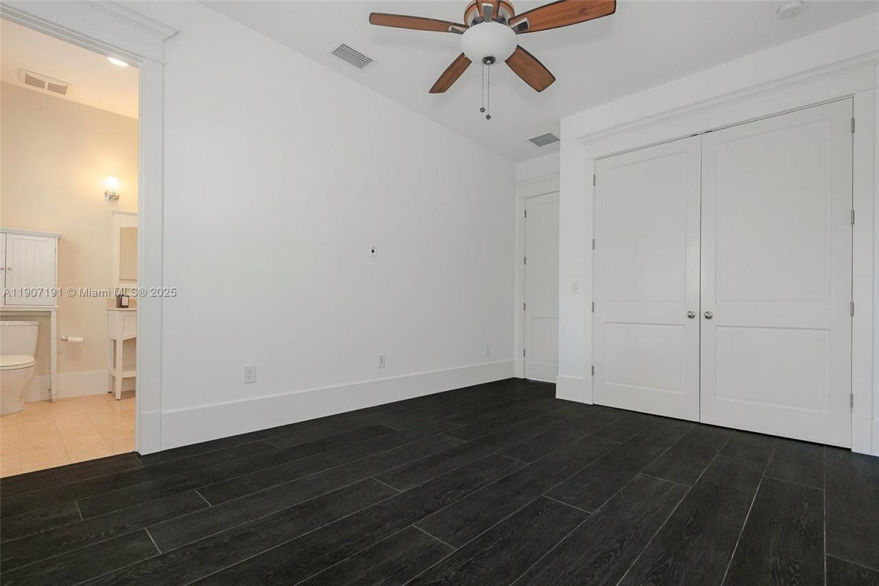 7745 SW 54th Ave, Miami, FL 33143 Photo