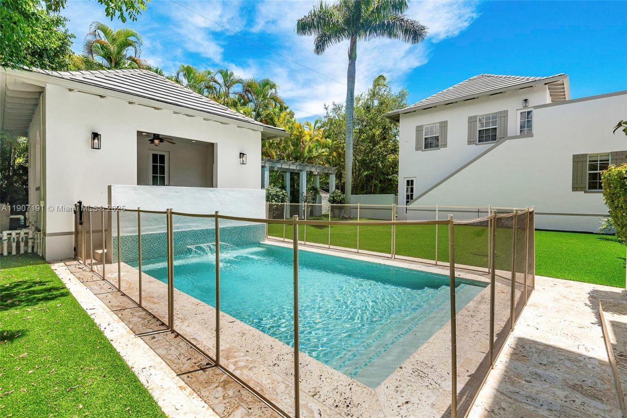 7745 SW 54th Ave, Miami, FL 33143 Photo