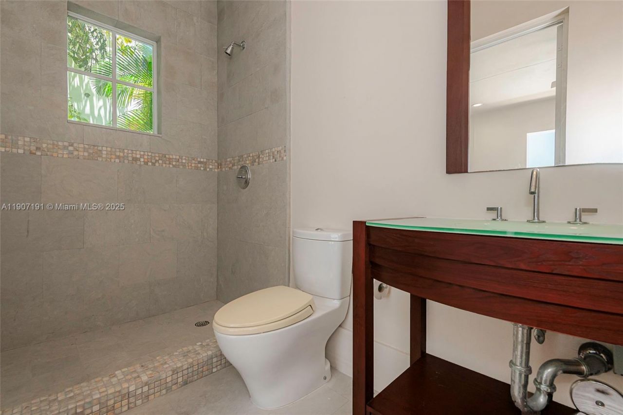 7745 SW 54th Ave, Miami, FL 33143 Photo