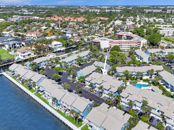 1028 Jeffery Street, Boca Raton, FL 33487