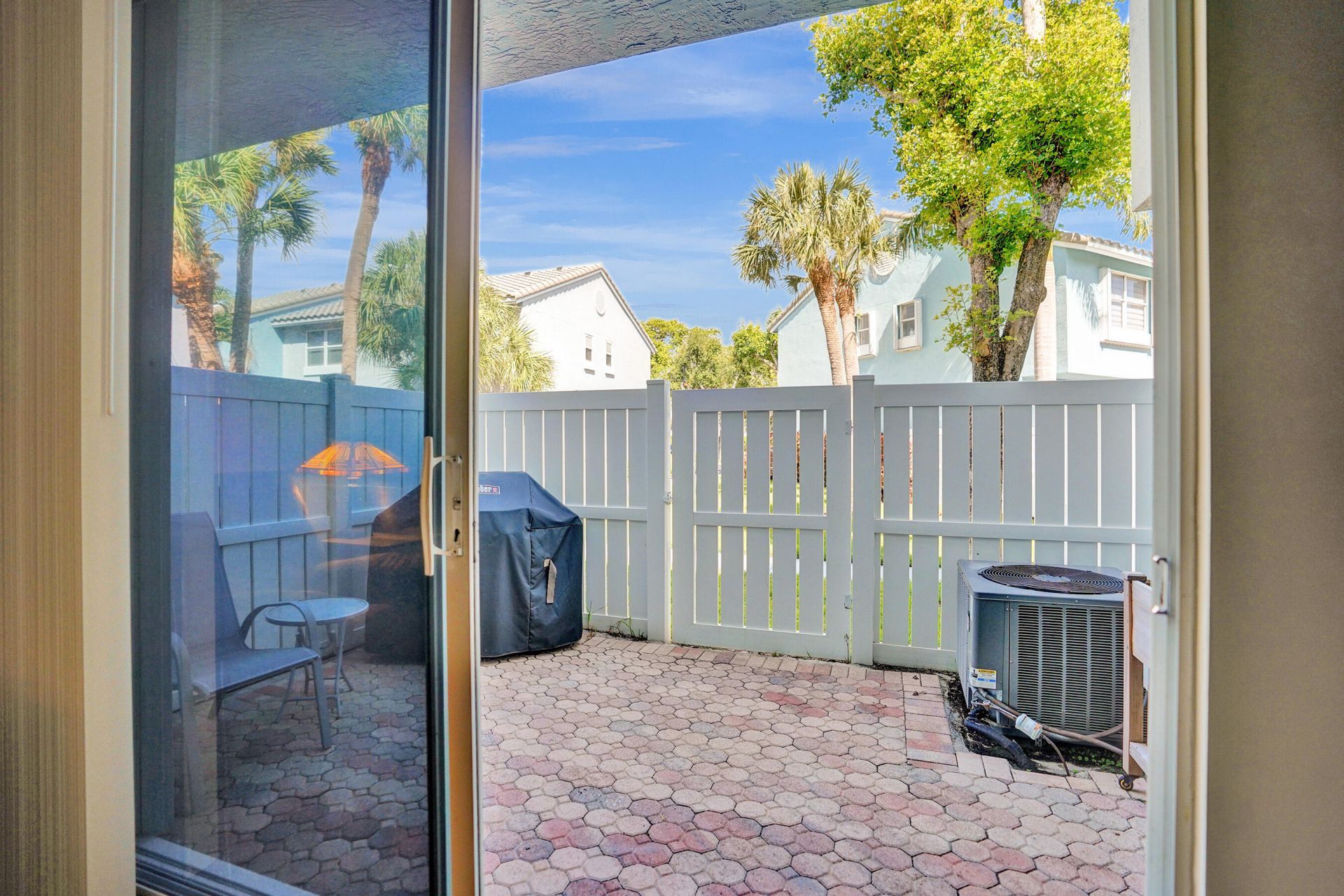 1028 Jeffery Street, Boca Raton, FL 33487 Photo