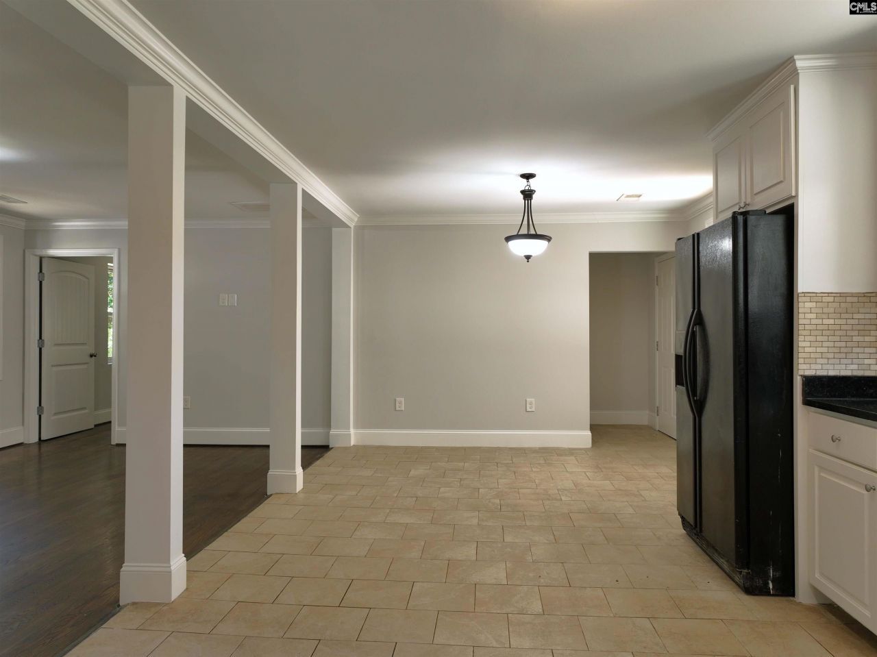 309 Rose Drive  Photo 11