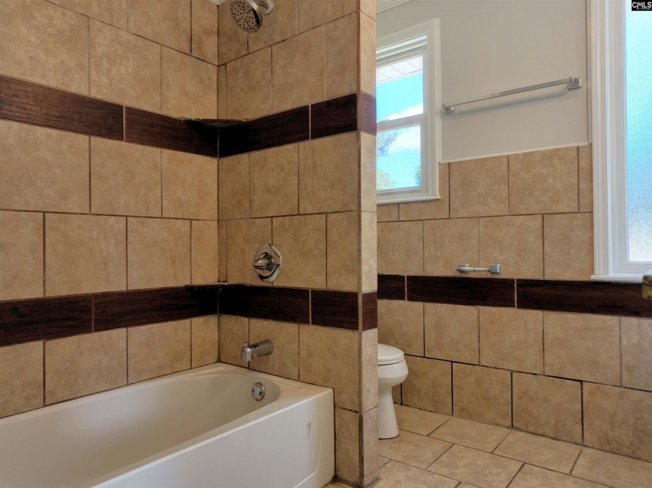 309 Rose Drive  Photo 15