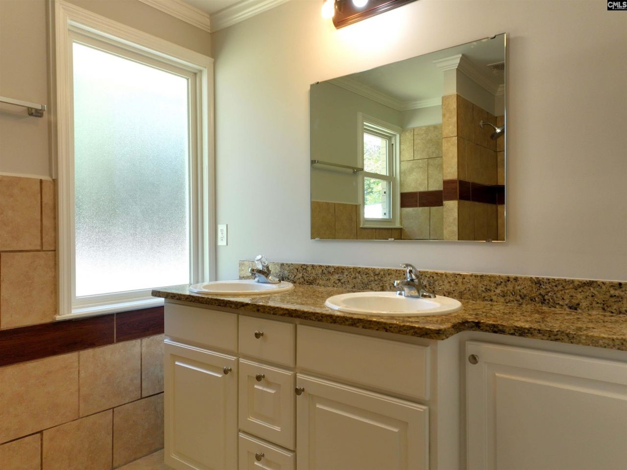 309 Rose Drive  Photo 16