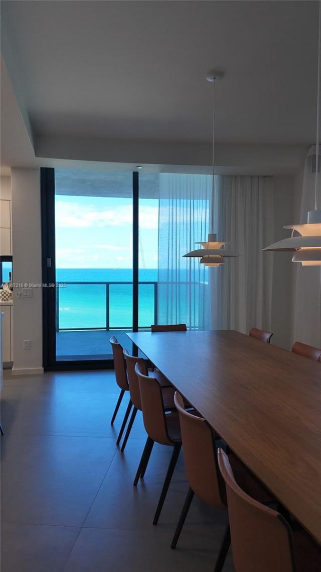 18555 Collins Ave, Unit 905, Sunny Isles Beach, FL 33160 Photo
