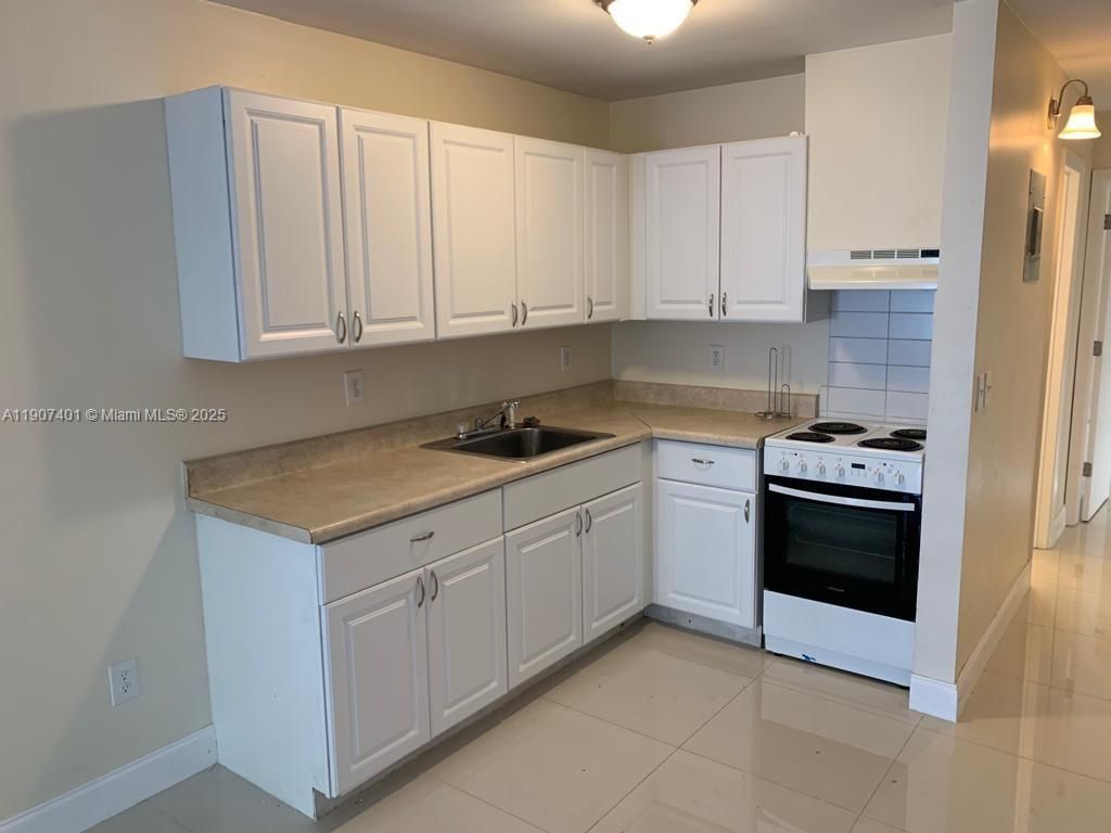 1511 NE 117th St, Unit 2, Miami, FL 33161 Photo