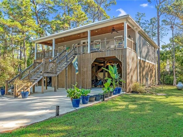 124 Buchanan Street, Dauphin Island, AL 36528
