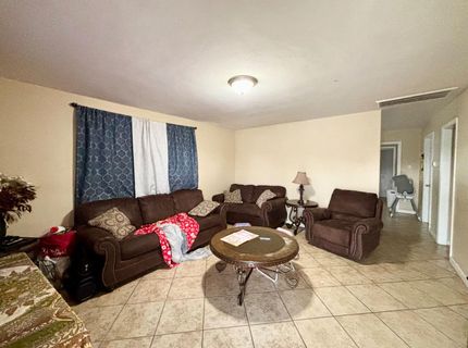 3812 Haywood St, Sacramento, CA 95838 Photo