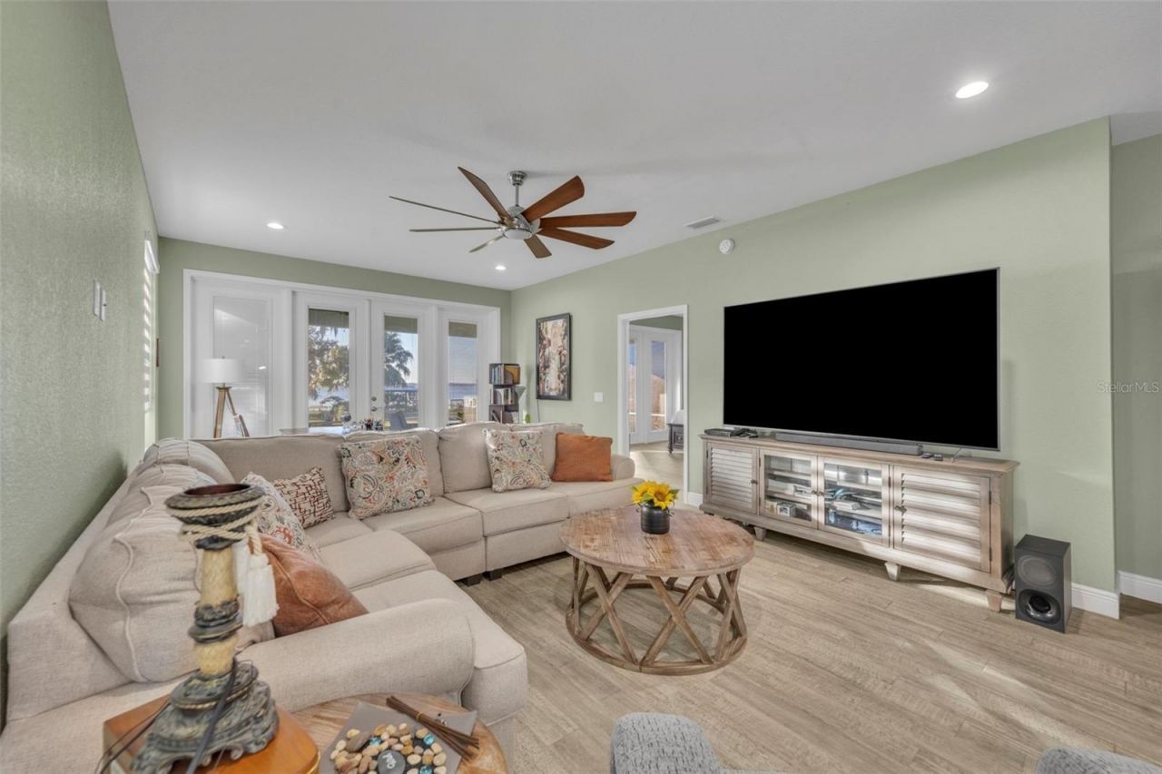 1947 N Lake Reedy Boulevard, Frostproof, FL 33843 Photo