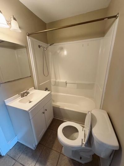 509 Black Street Photo 10