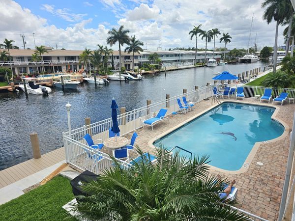 2864 NE 33rd Court, Unit 202, Fort Lauderdale, FL 33306