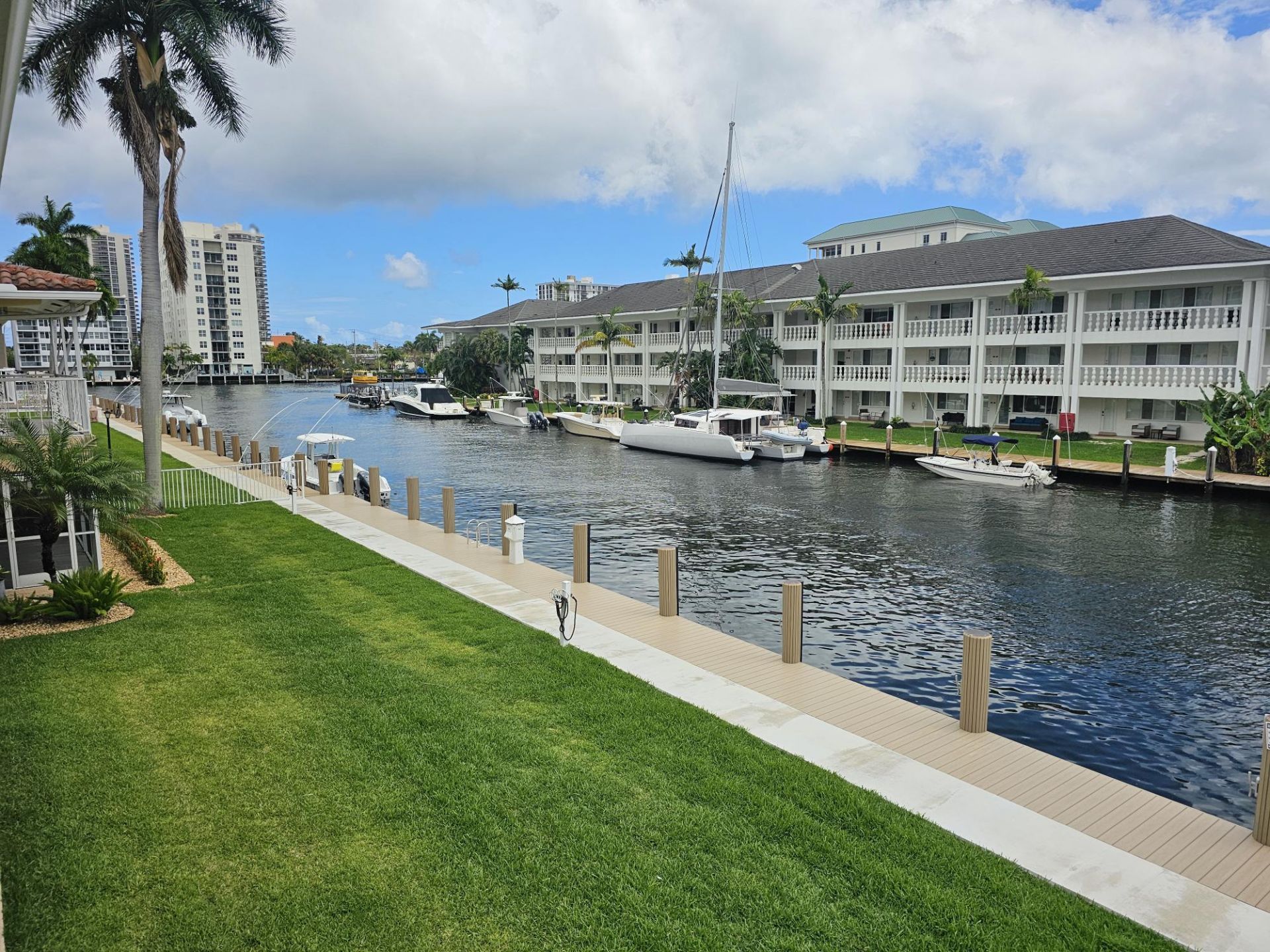 2864 NE 33rd Court, Unit 202, Fort Lauderdale, FL 33306 Photo