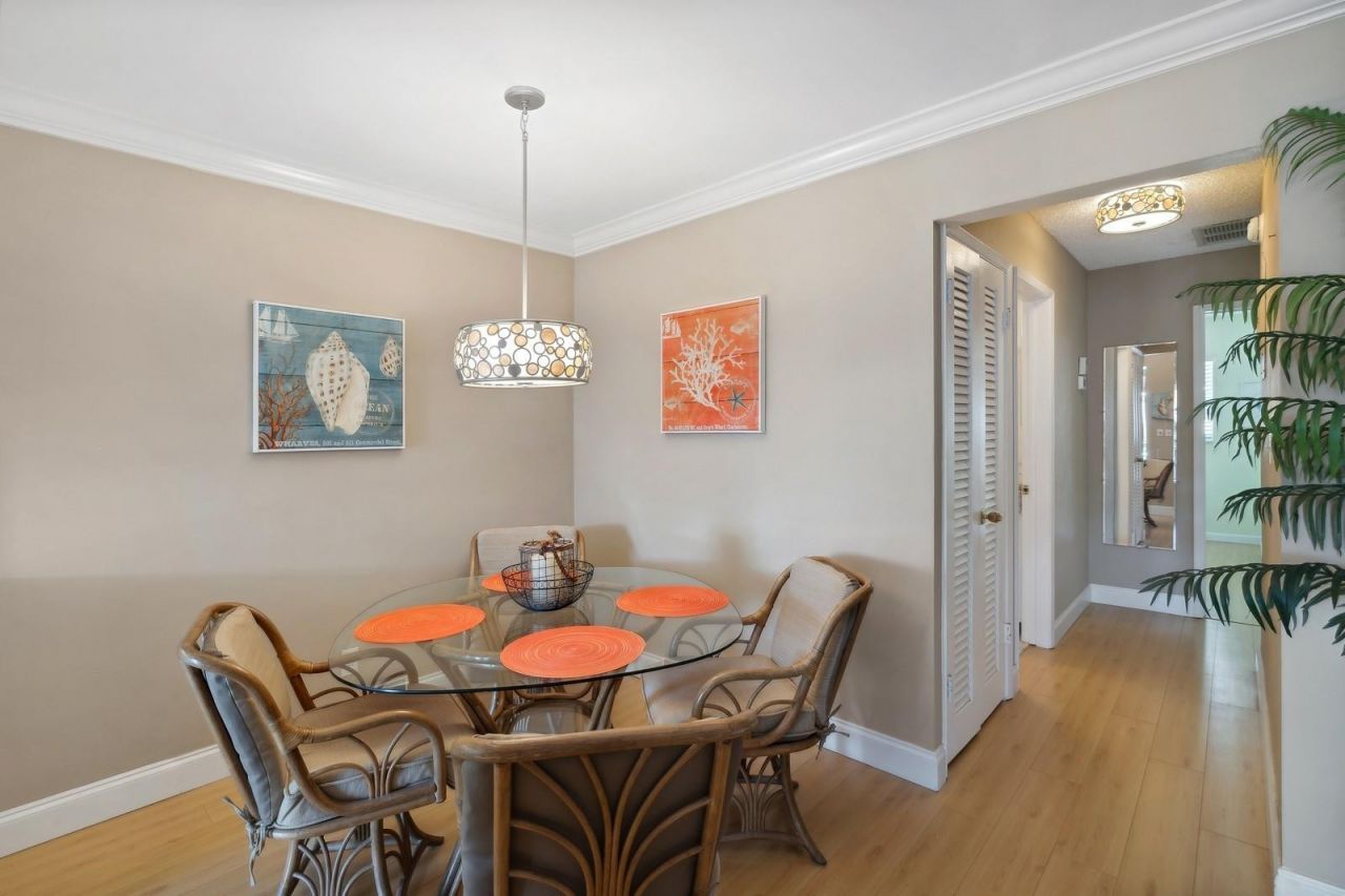 2864 NE 33rd Court, Unit 202, Fort Lauderdale, FL 33306 Photo