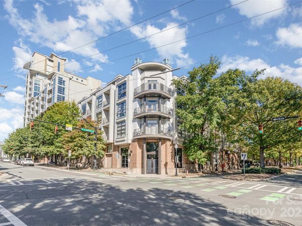 525 E 6th Street, Unit 212, Charlotte, NC 28202
