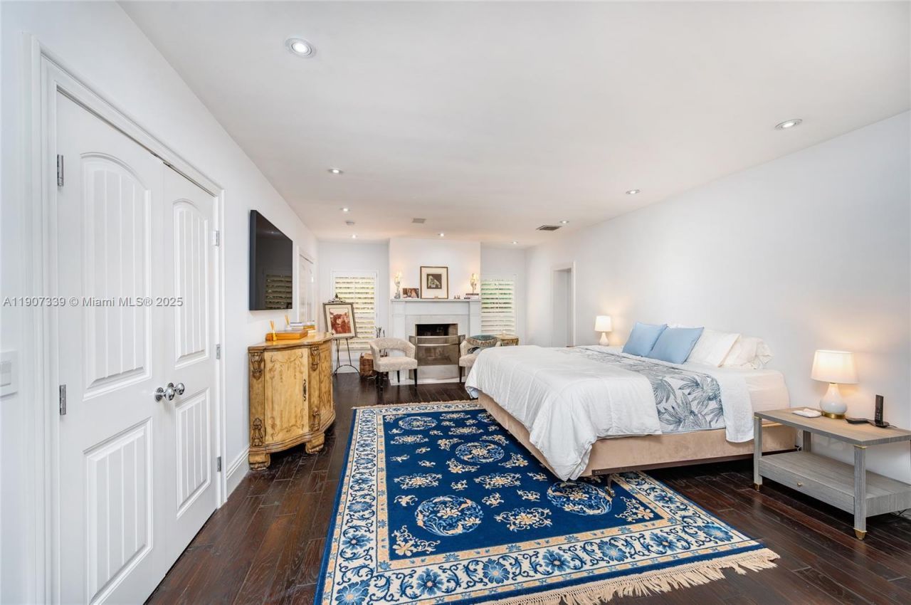 612 Catalonia Ave, Coral Gables, FL 33134 Photo