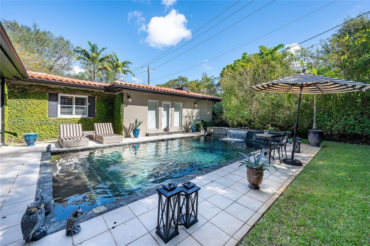 612 Catalonia Ave, Coral Gables, FL 33134 Photo