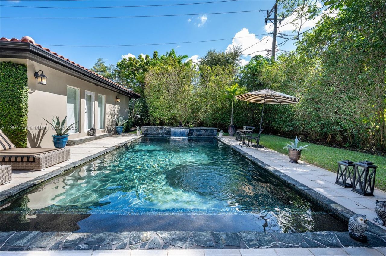 612 Catalonia Ave, Coral Gables, FL 33134 Photo