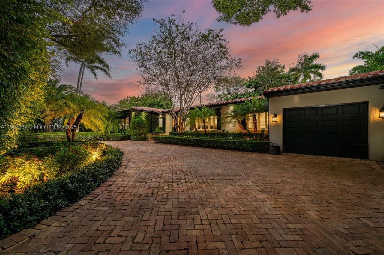 612 Catalonia Ave, Coral Gables, FL 33134 Photo