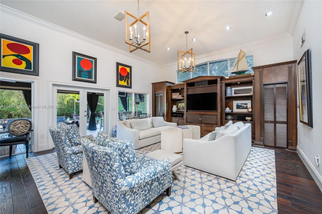 612 Catalonia Ave, Coral Gables, FL 33134 Photo