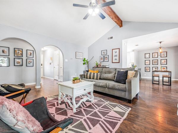 1906 Garden Villa DR, Georgetown, TX 78628