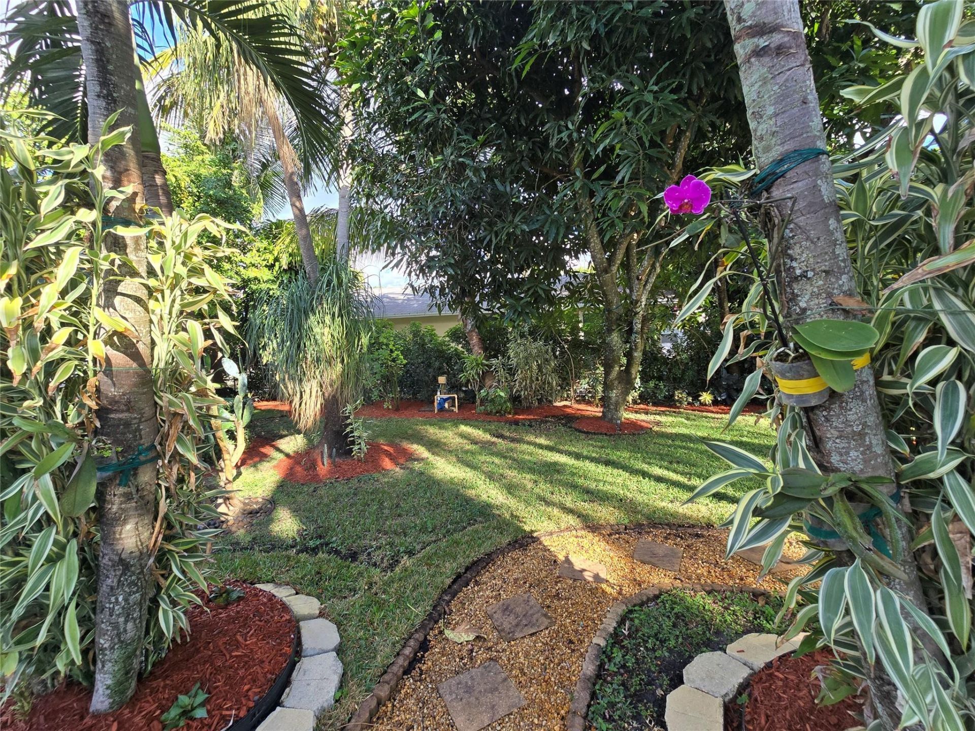 946 Alamanda Road, West Palm Beach, FL 33405 Photo