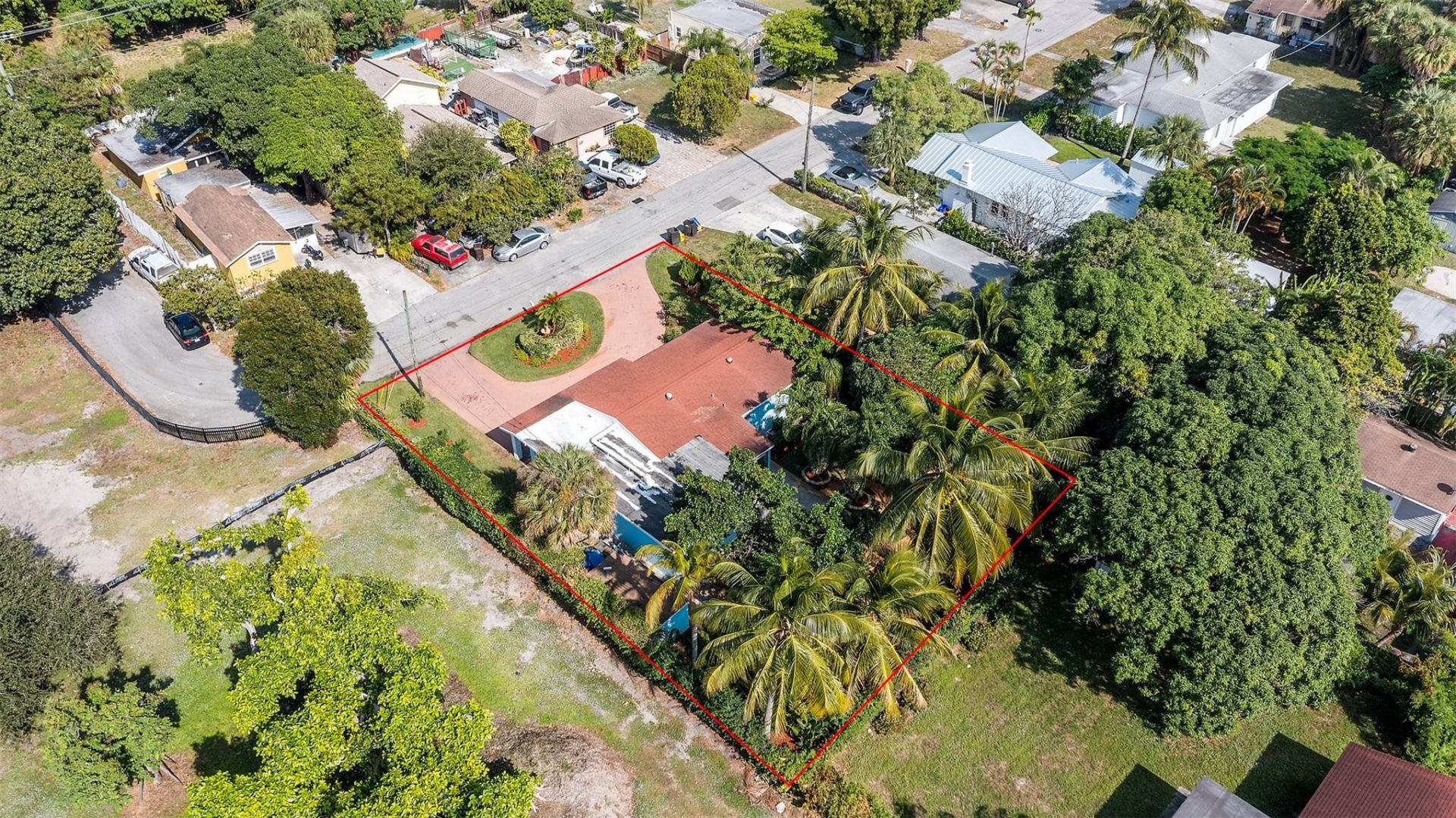 946 Alamanda Road, West Palm Beach, FL 33405 Photo