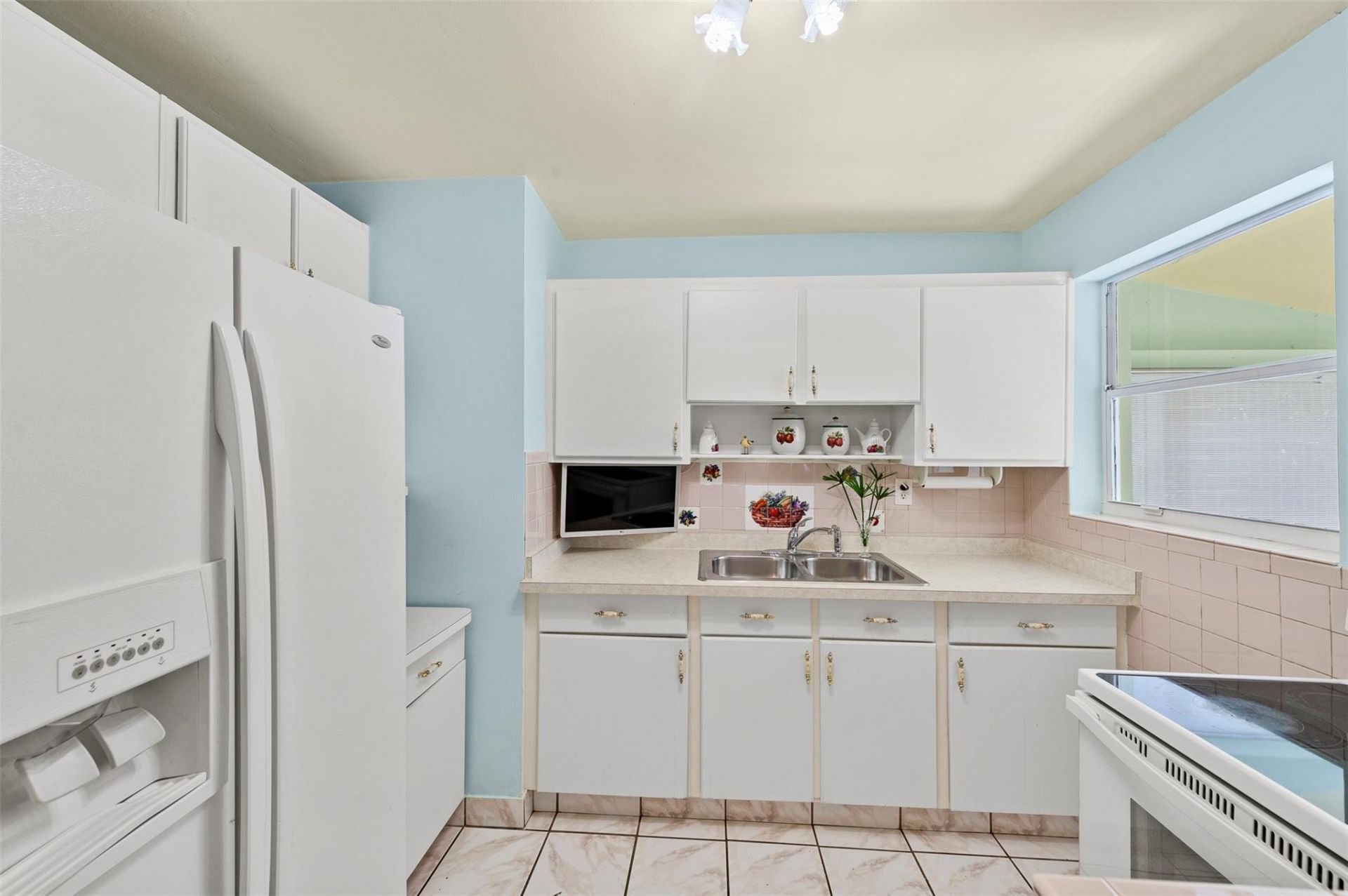 946 Alamanda Road, West Palm Beach, FL 33405 Photo