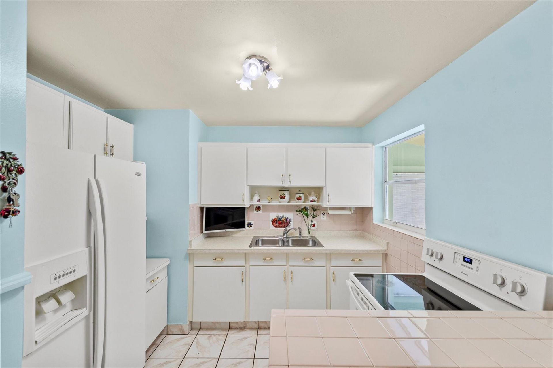 946 Alamanda Road, West Palm Beach, FL 33405 Photo