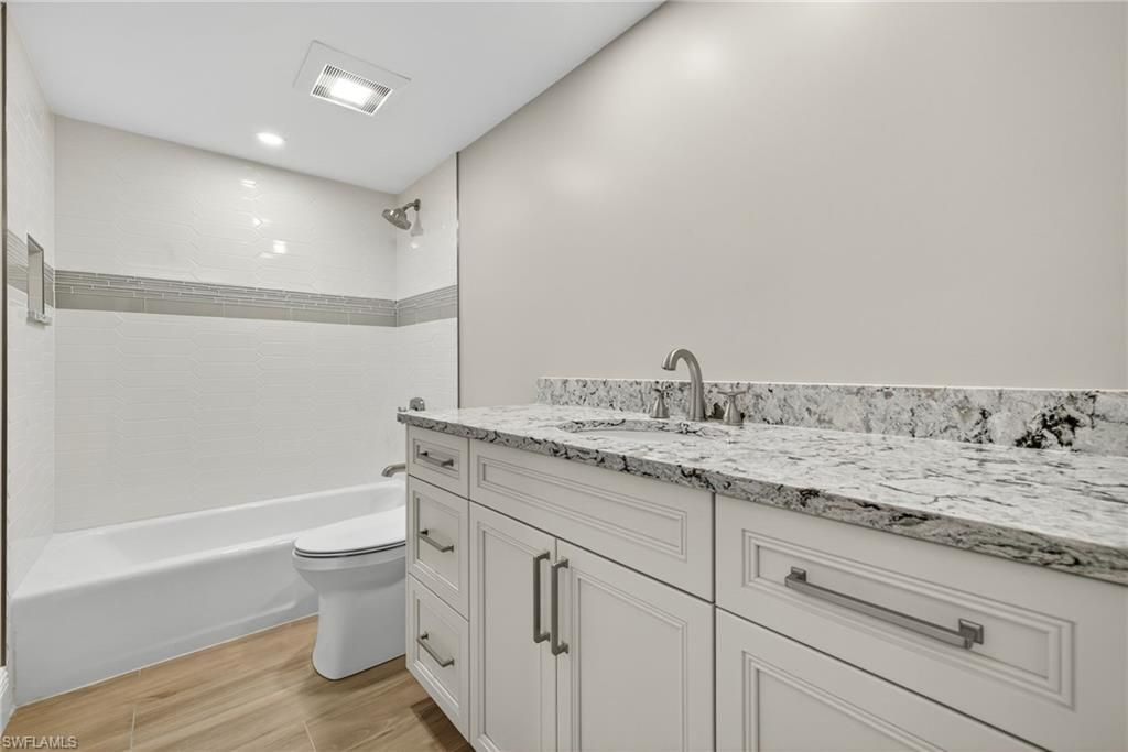 3145 W Gulf Dr, Unit 201, Sanibel, FL 33957 Photo