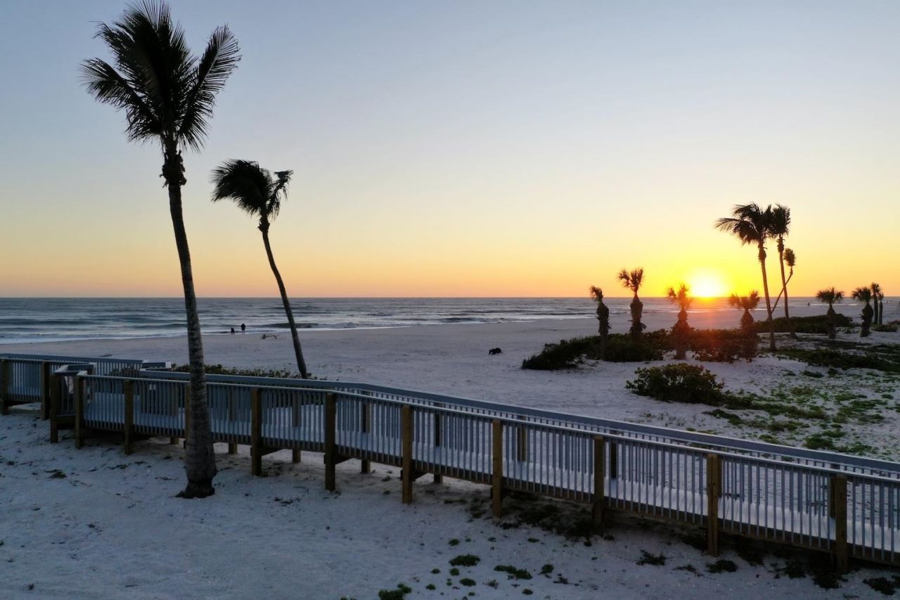 3127 West Gulf Drive, Unit 106, Sanibel, FL 33957 Photo