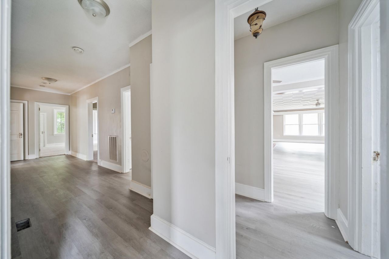 1740 Carolina Avenue Photo 10