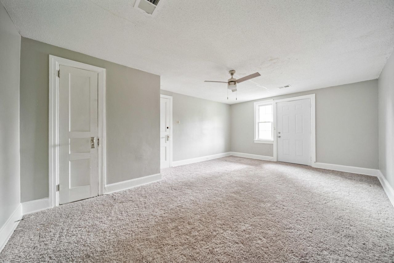 1740 Carolina Avenue Photo 12