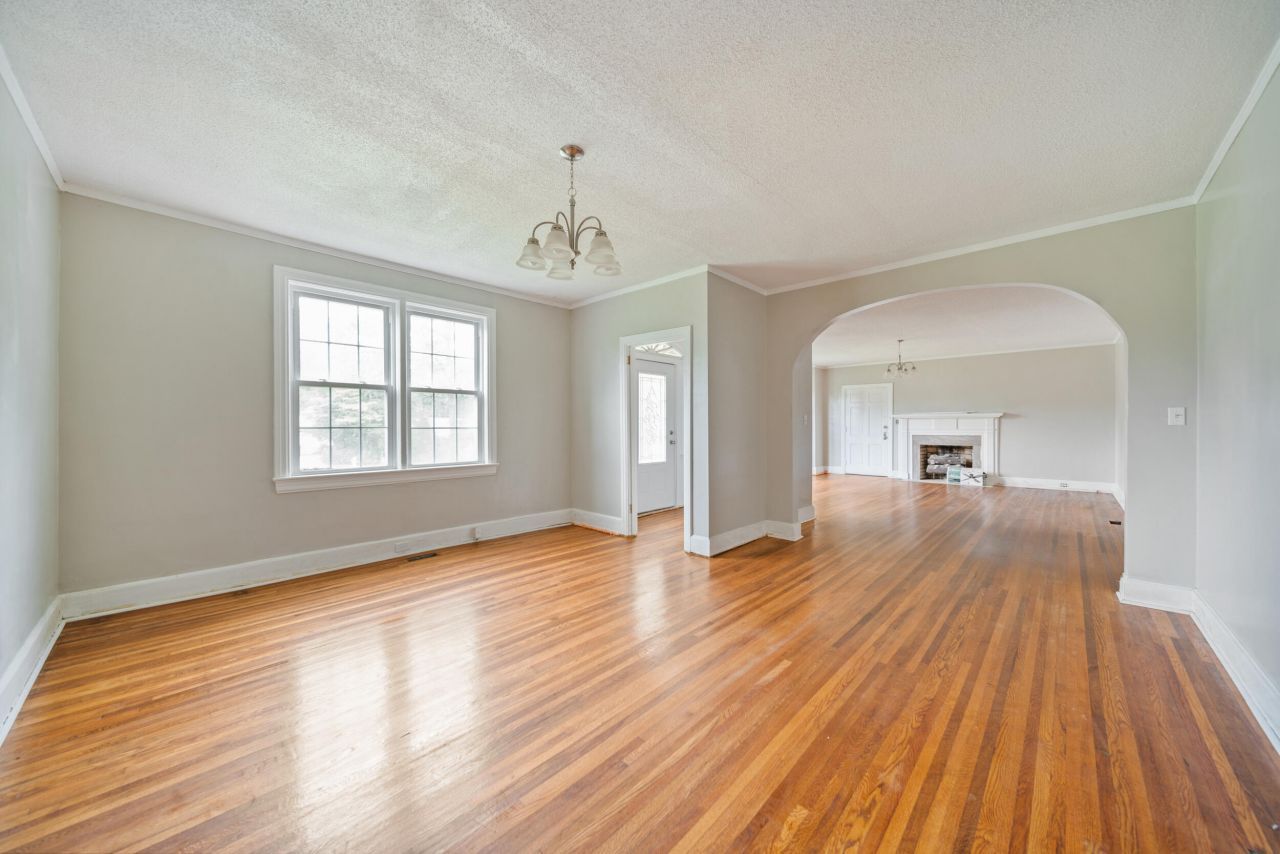 1740 Carolina Avenue Photo 7