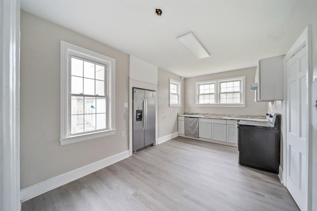 1740 Carolina Avenue Photo 8