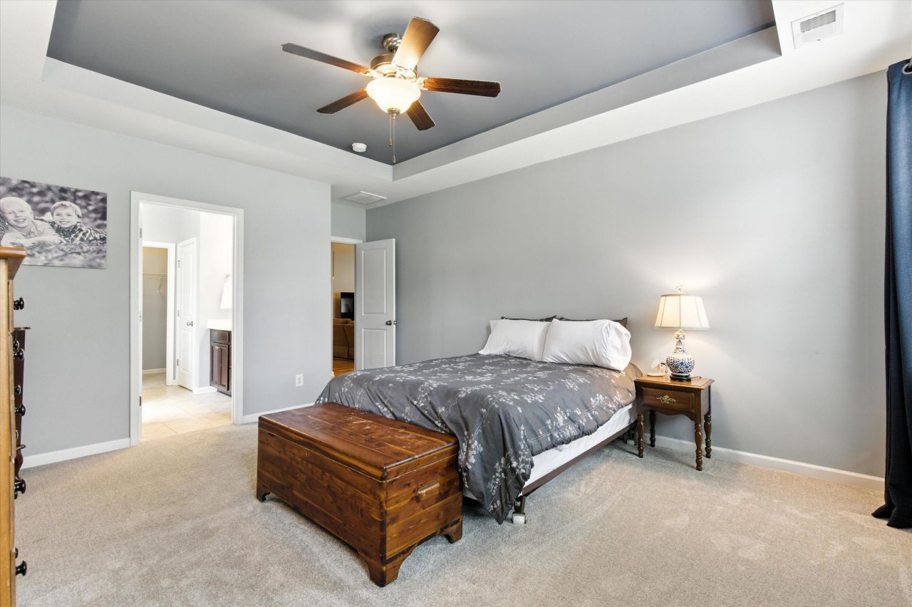 420 Fetterbush Drive Photo 15