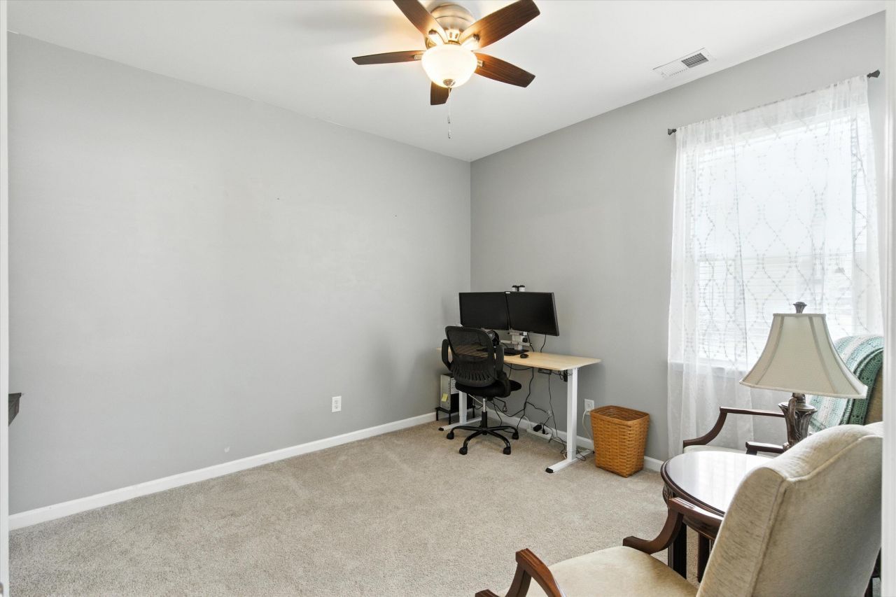 420 Fetterbush Drive Photo 19