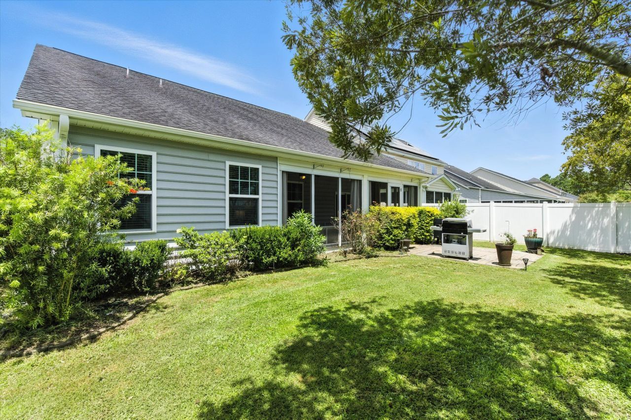 420 Fetterbush Drive Photo 29