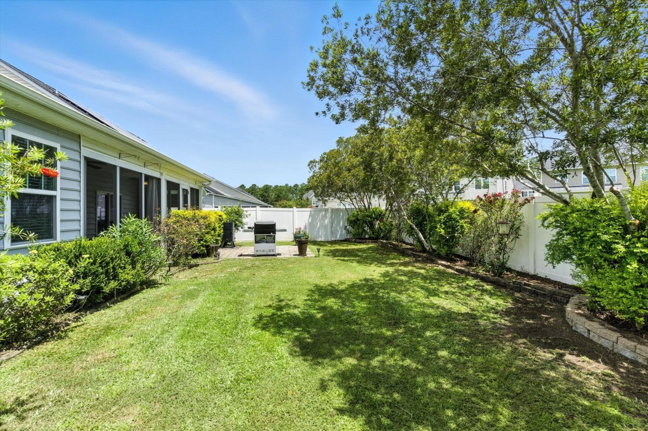 420 Fetterbush Drive Photo 30