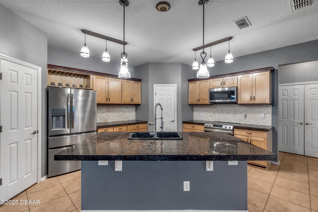 2707 Atlantis Drive, New Smyrna Beach, FL 32168 Photo