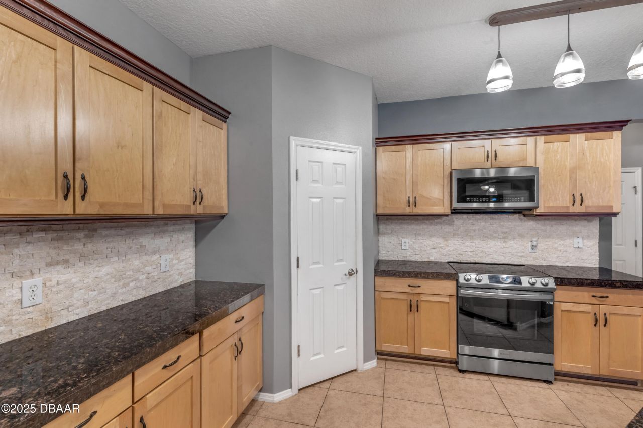 2707 Atlantis Drive, New Smyrna Beach, FL 32168 Photo