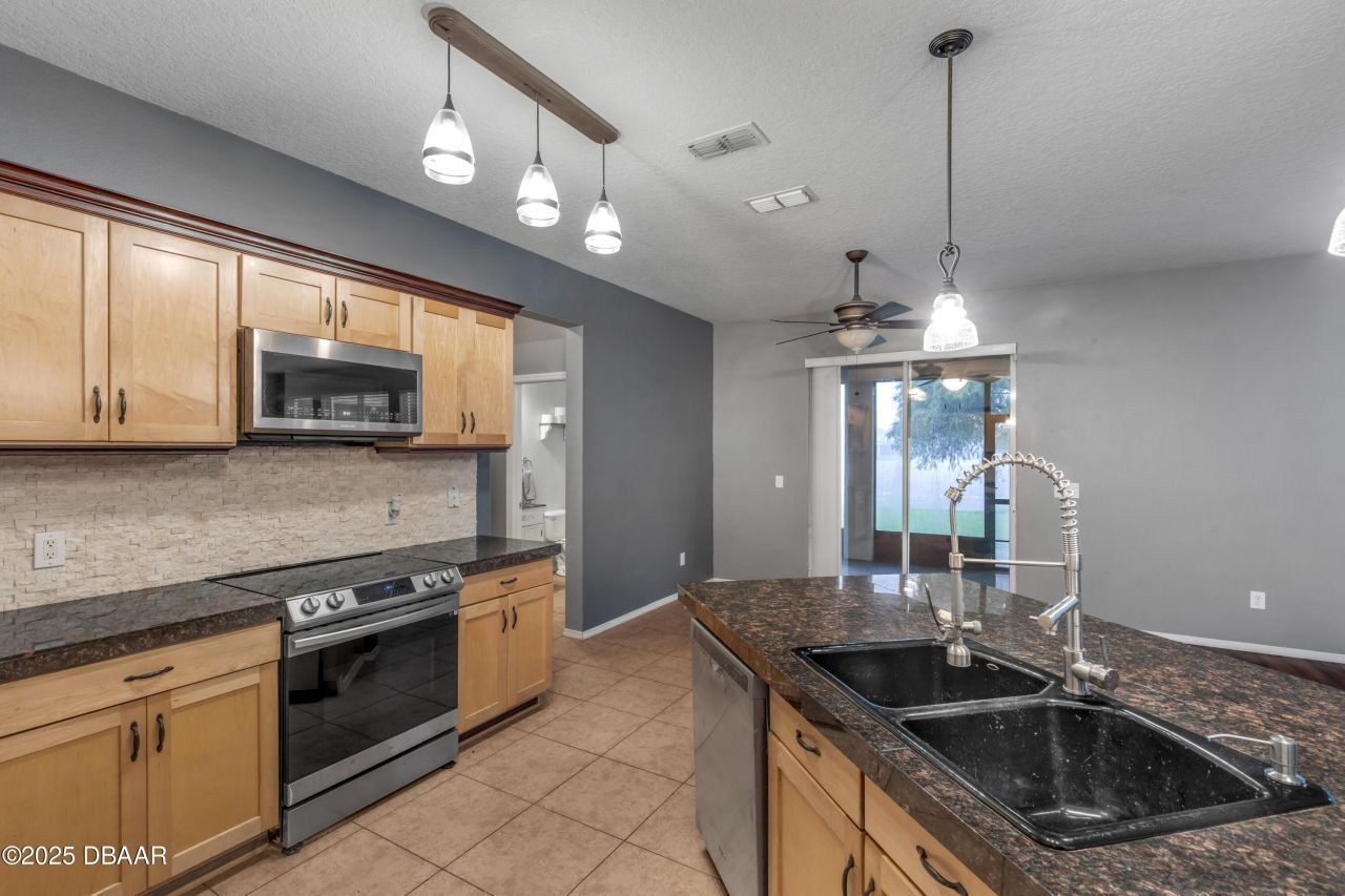 2707 Atlantis Drive, New Smyrna Beach, FL 32168 Photo